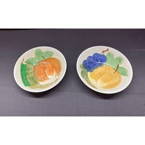 Pair of Vintage Hand Painted Fruit Bowls Colorful 7” Diameter Made In Japan